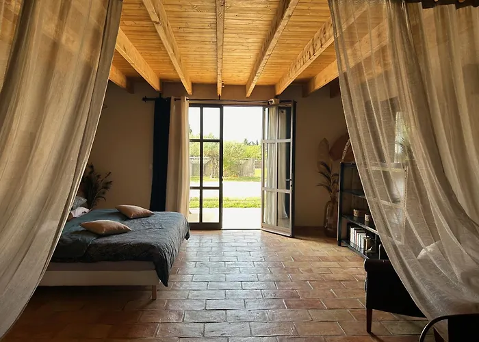 Bella Vida 3* Fourques (Gard)