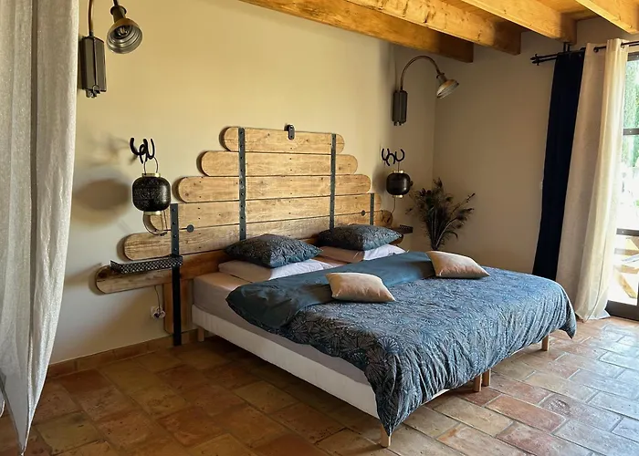 Bella Vida Bed & Breakfast Fourques (Gard)