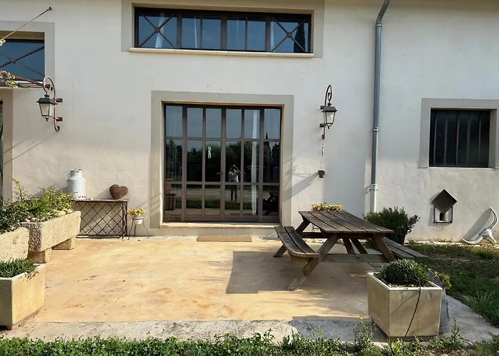 Bella Vida Bed & Breakfast 3*